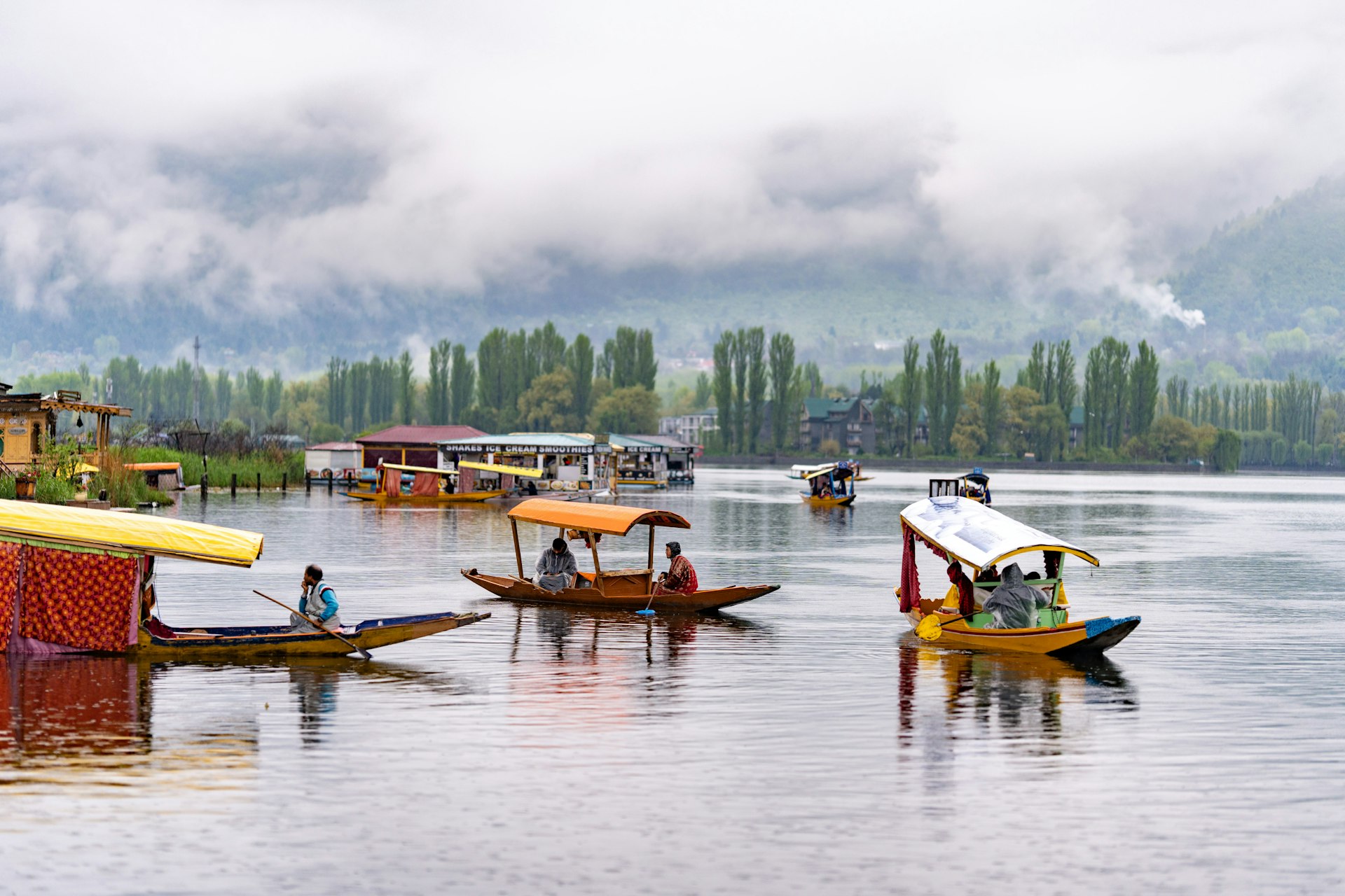 Srinagar at golden hour